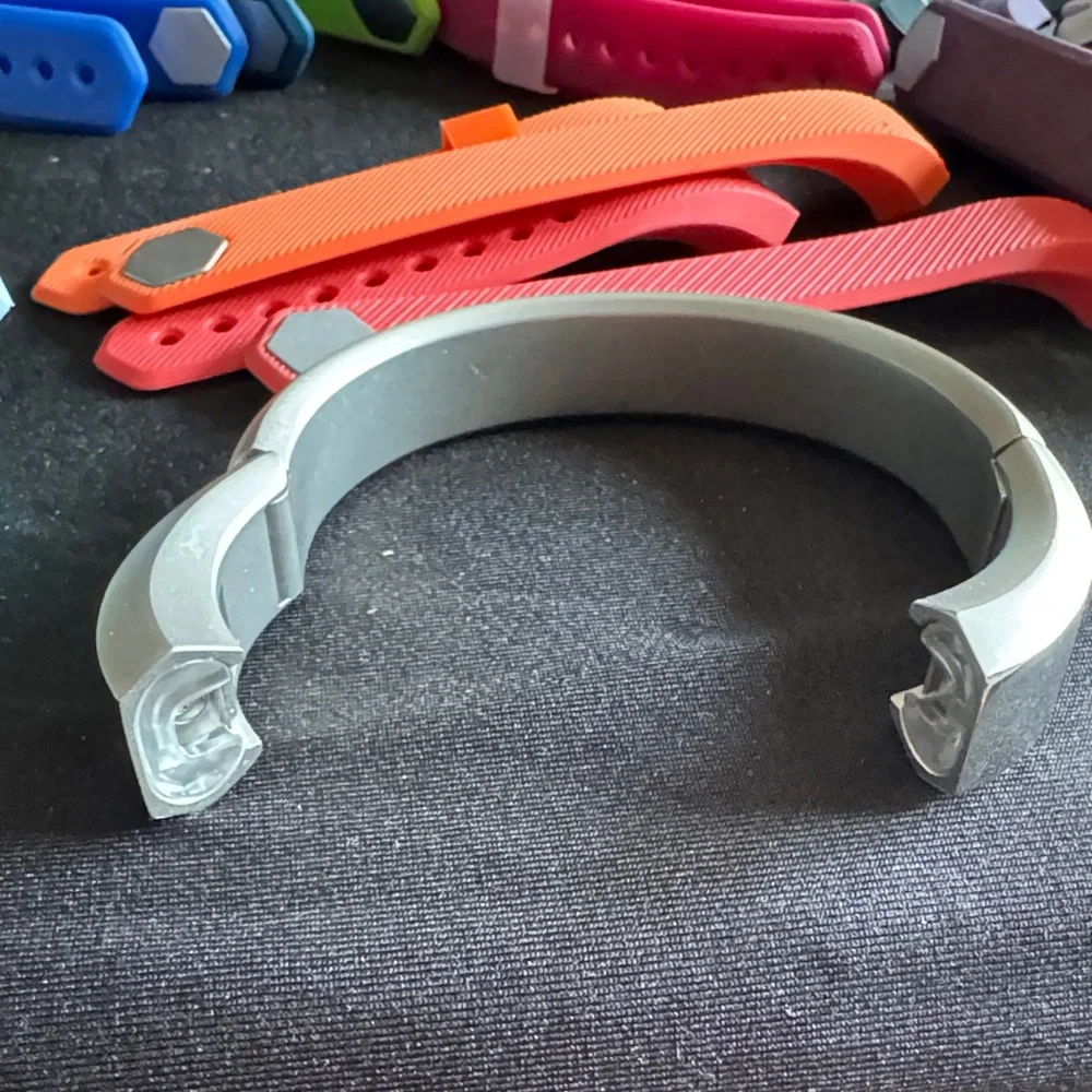 Unbranded Pink Replacement Wristband for Wearable Clips